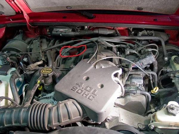 ford-four-liter-engine_2.webp